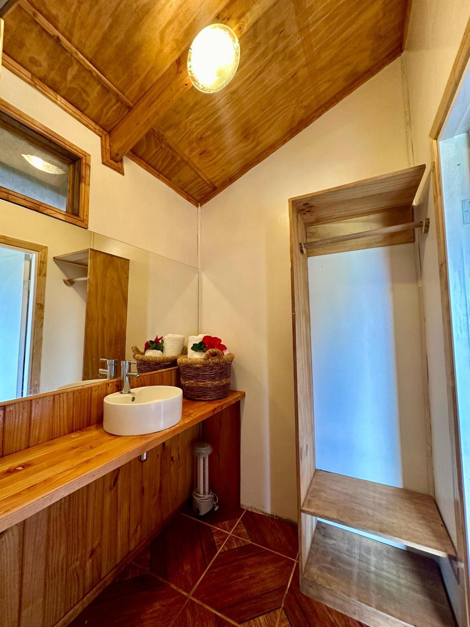 Paraiso Sunset Bungalows Hanga Roa Bagian luar foto